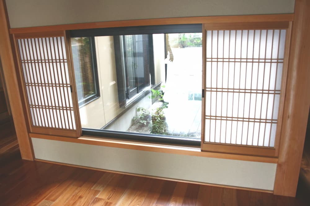 自宅から見える中庭